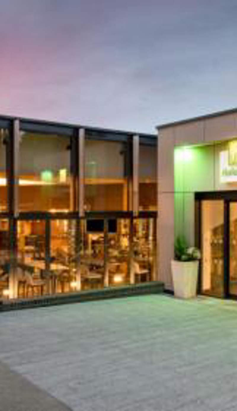Holiday Inn London Gatwick - Worth by IHG