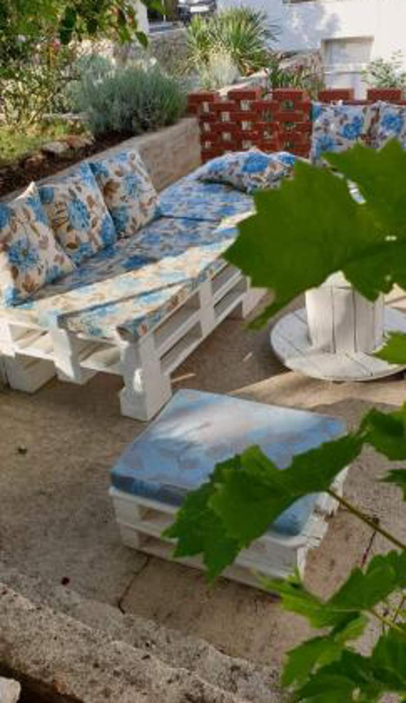 Apartments and Rooms Ivana