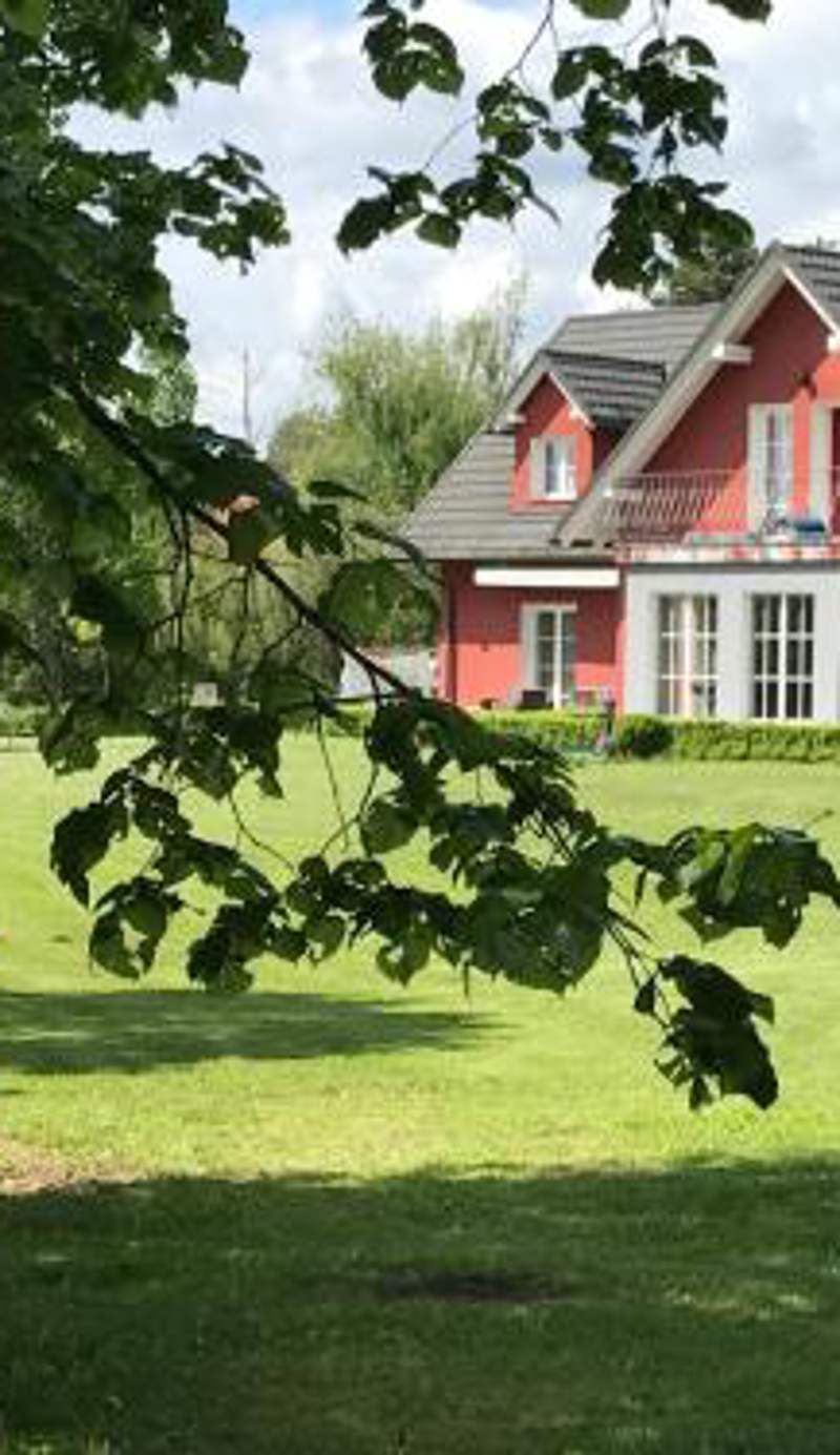 Linden Garden Apartment