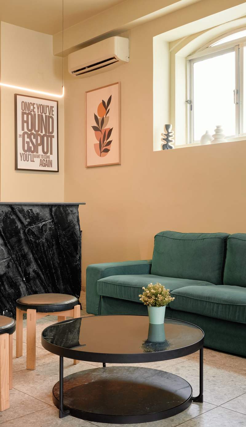 Gspot Hostels & Love Triangles Pizzeria
