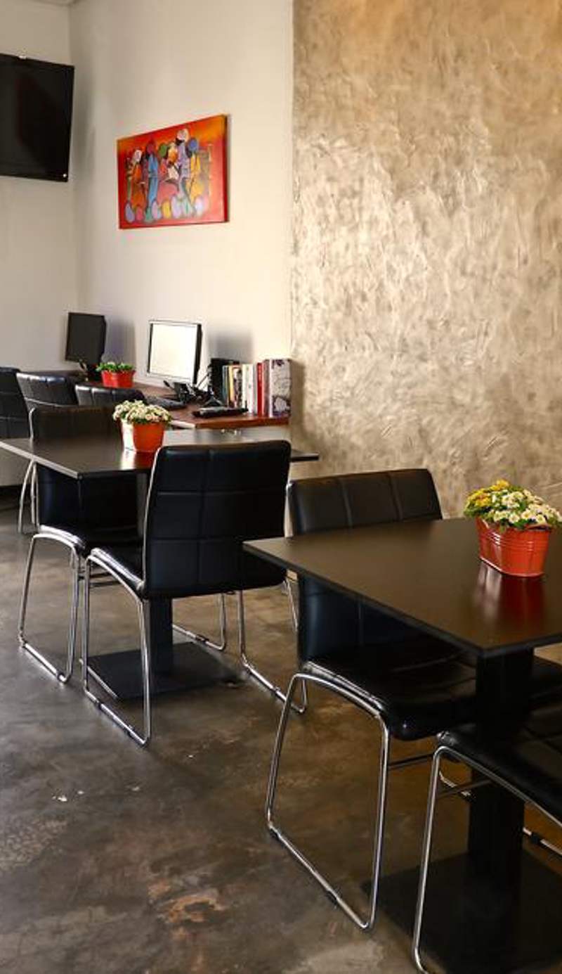 LOST & FOUND - GUESTHOUSE & SUITES