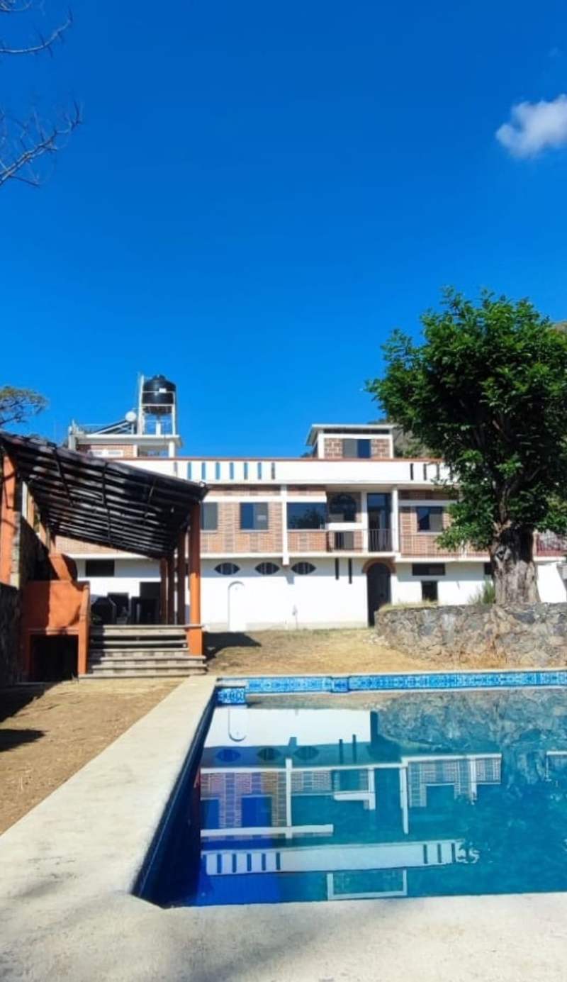 Hostal 38