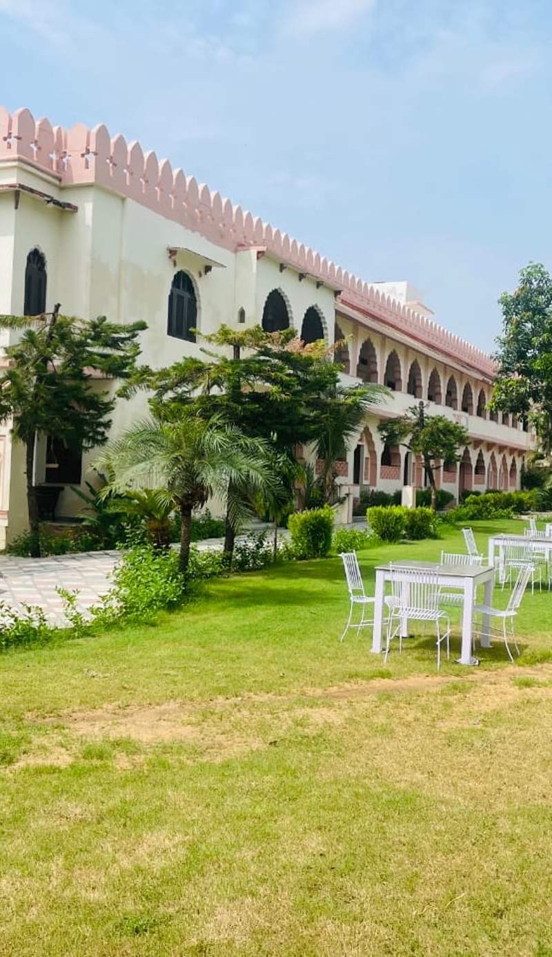 Sajjan Bagh Resort