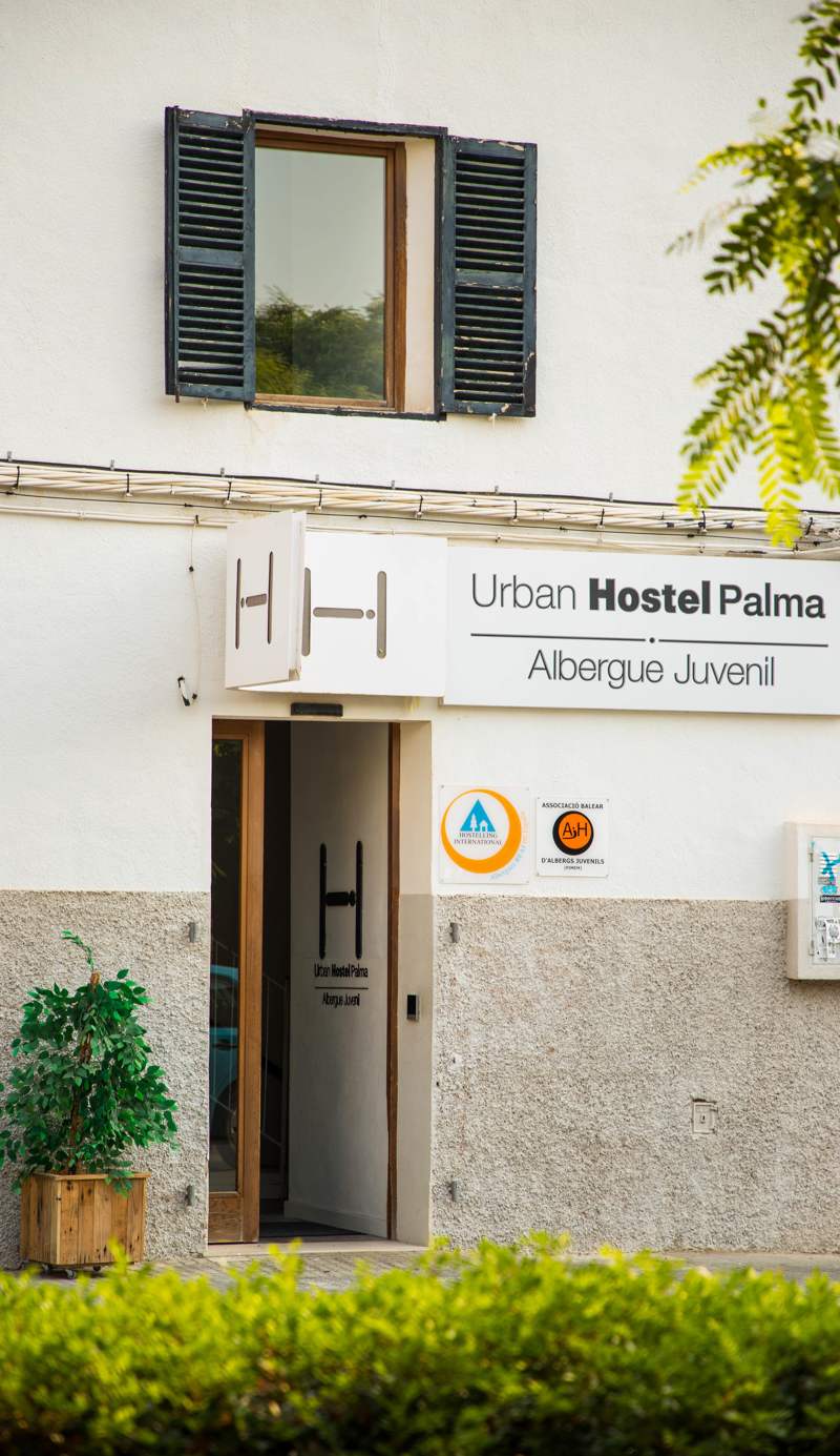 Urban Hostel Palma - Albergue Juvenil