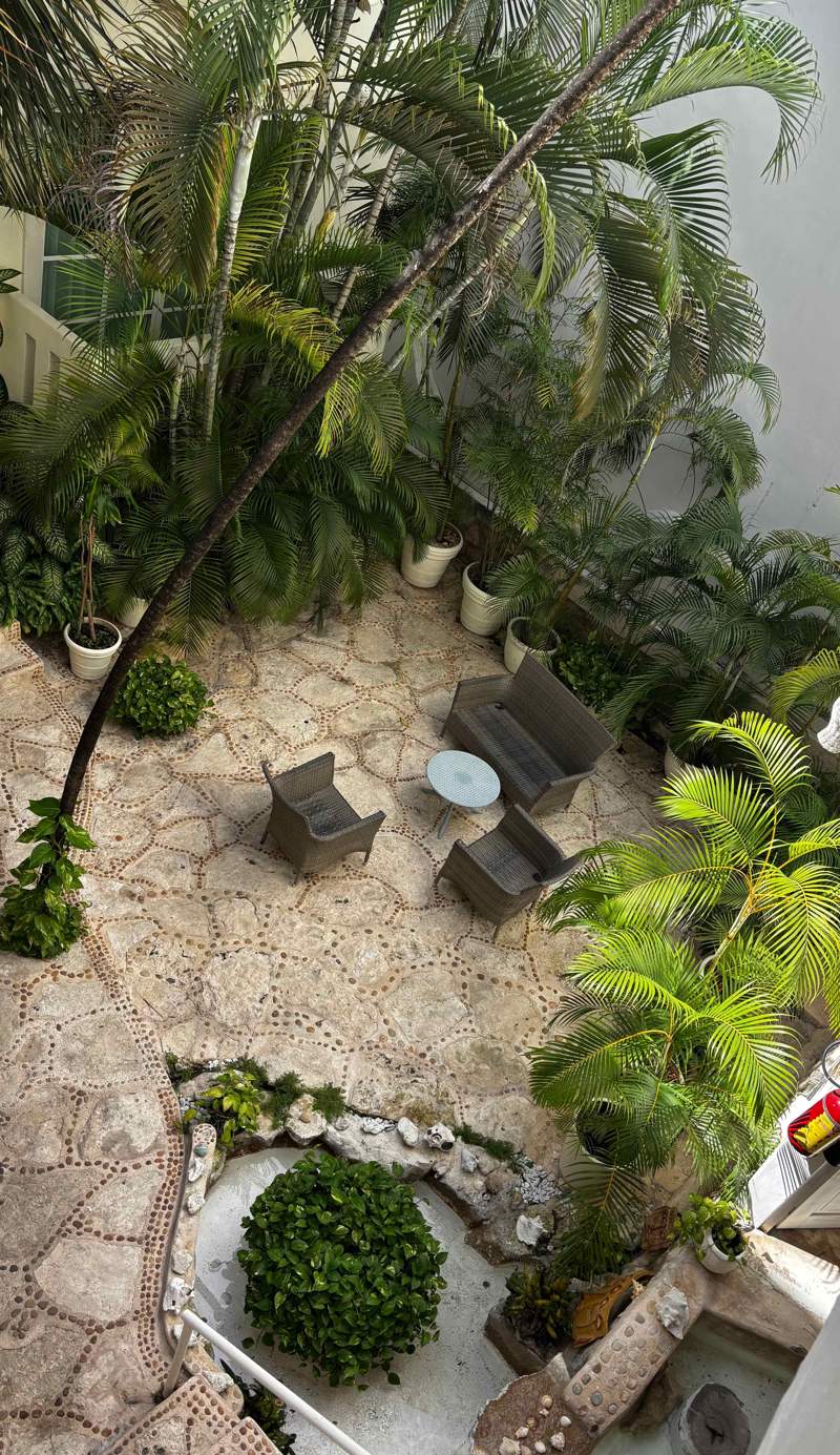 Coco Rio Hotel