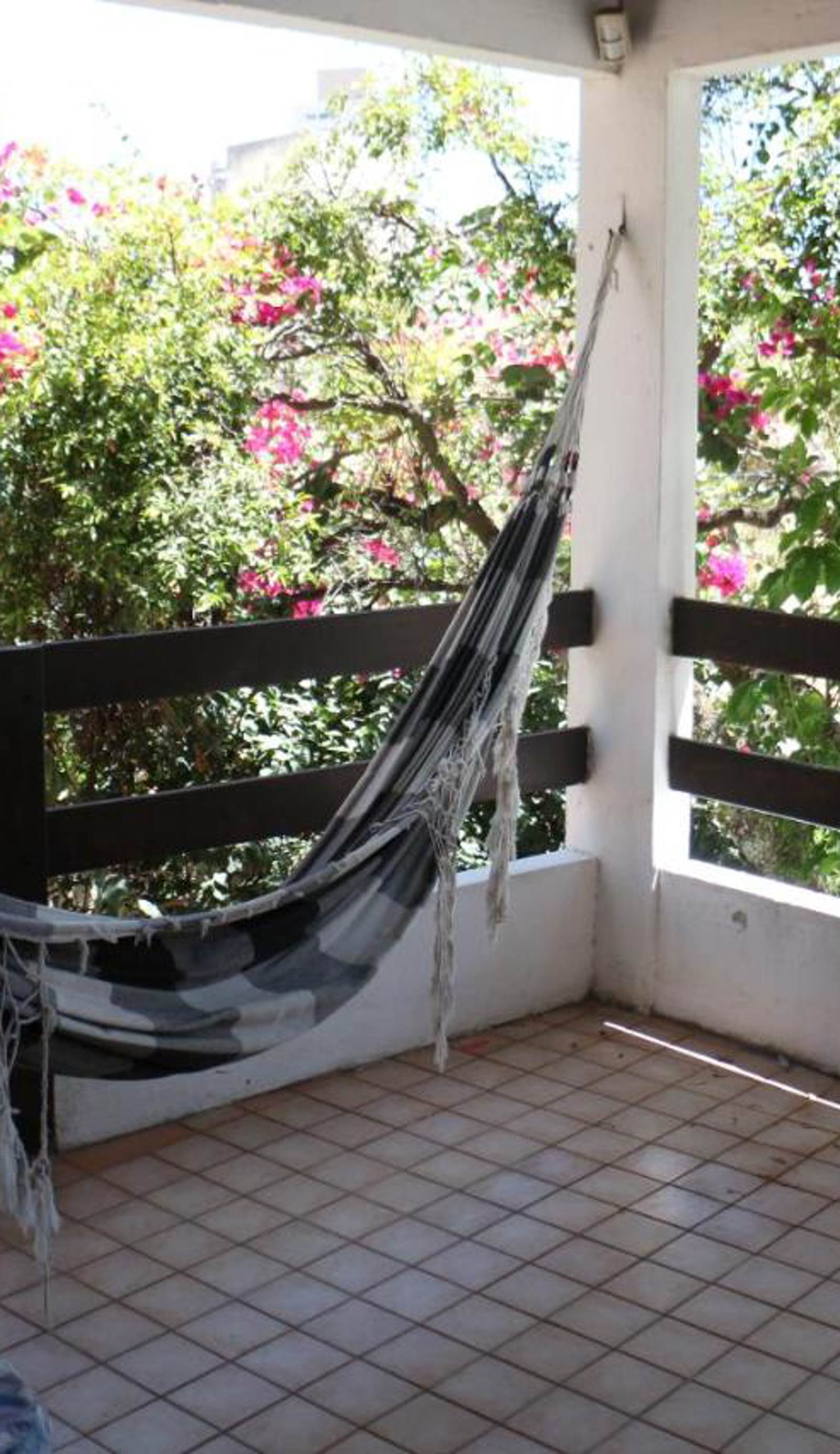 Get Up Hostel