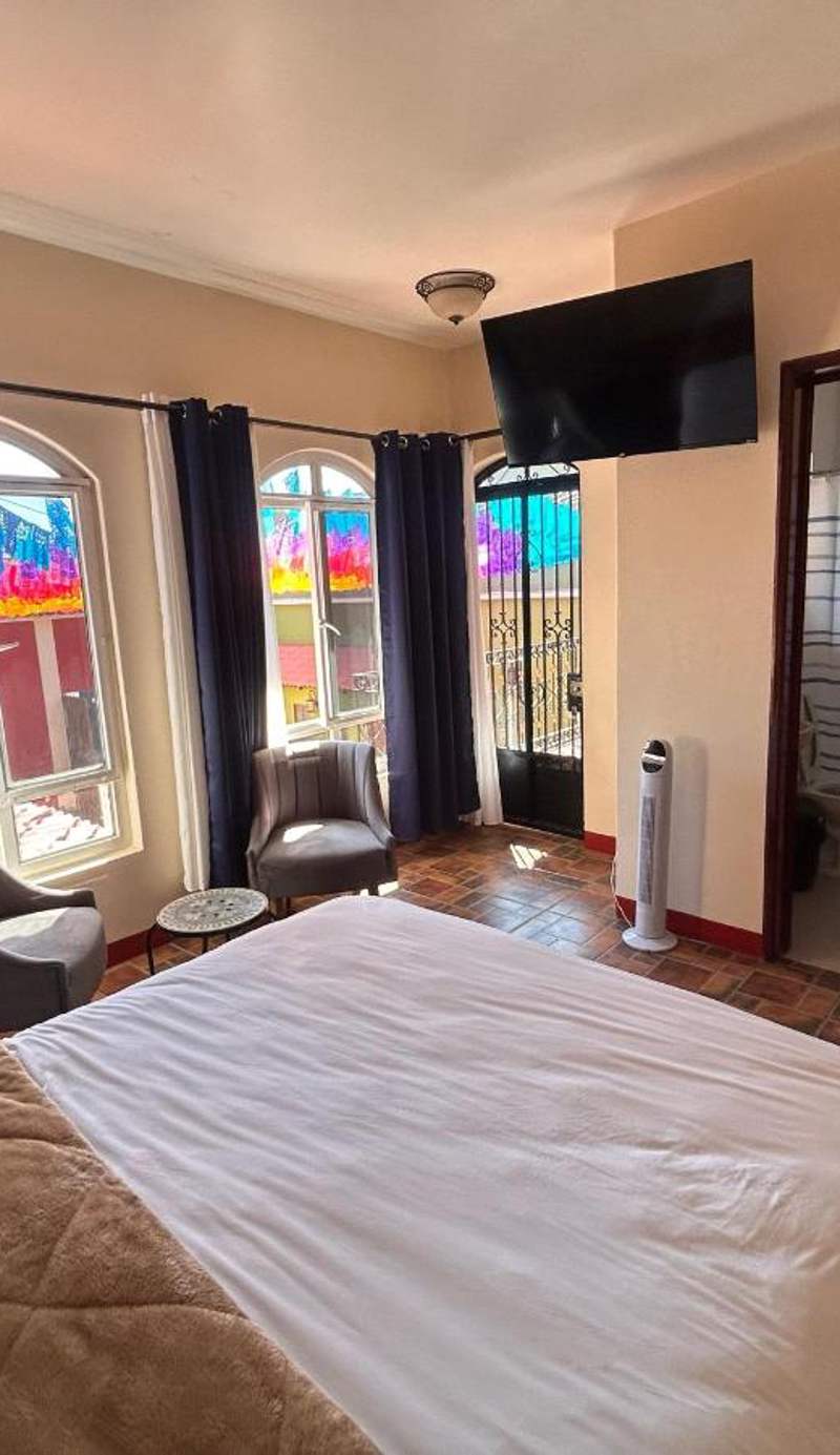 Hotel Los Girasoles