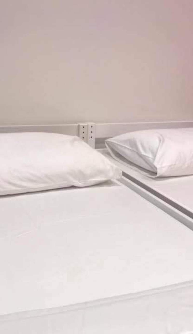 Bowling Hostel