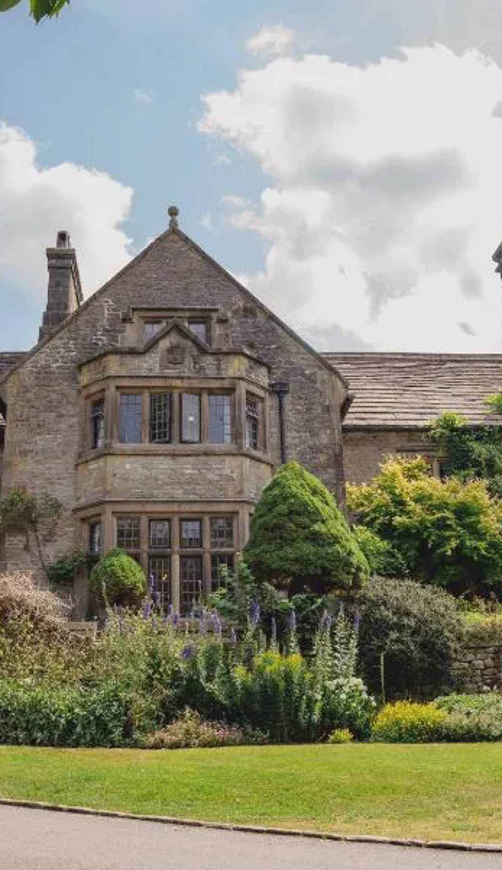 YHA Hartington Hall