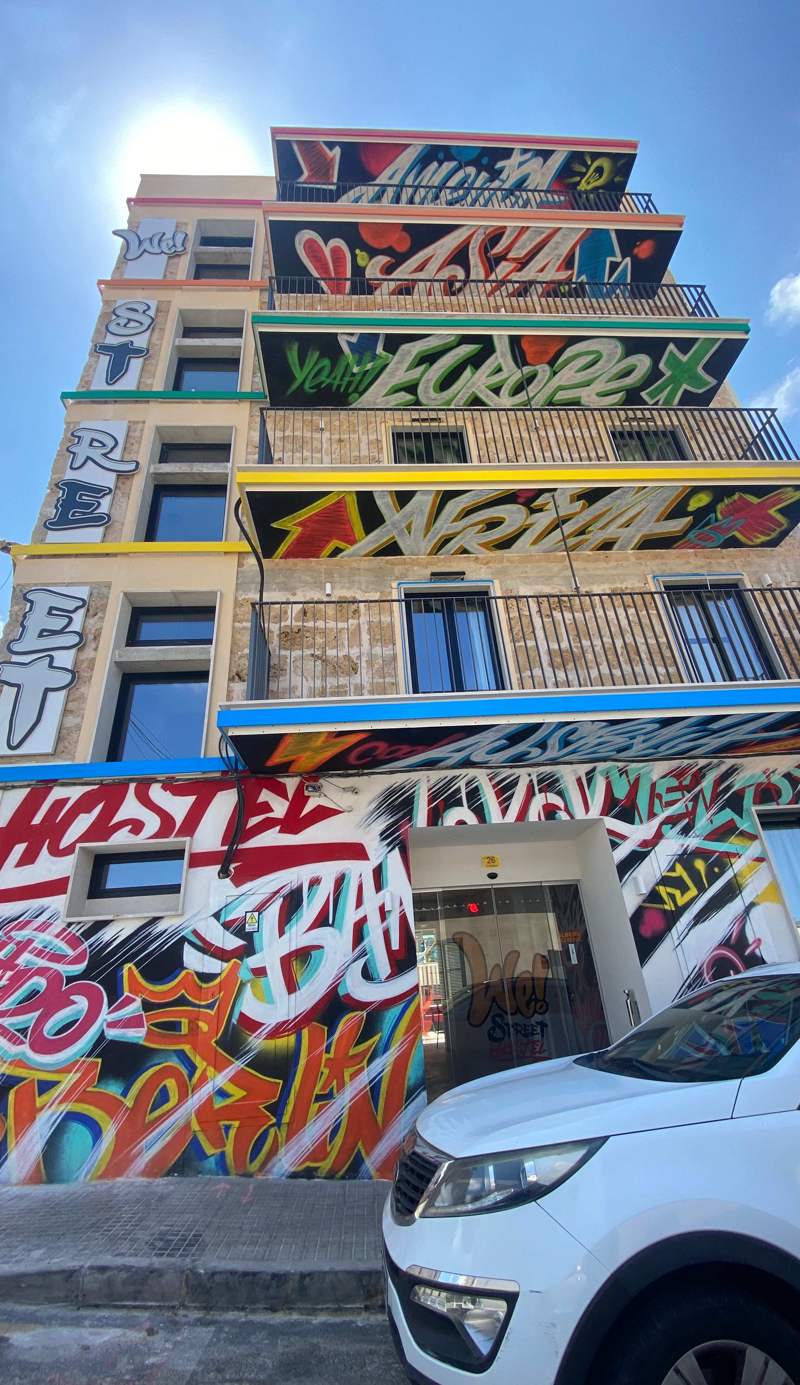 We Street Hostel