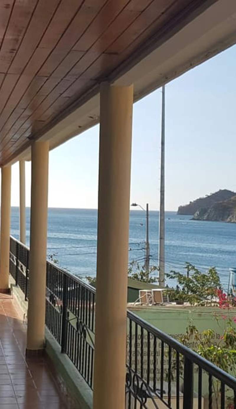 Hostal Dumbira