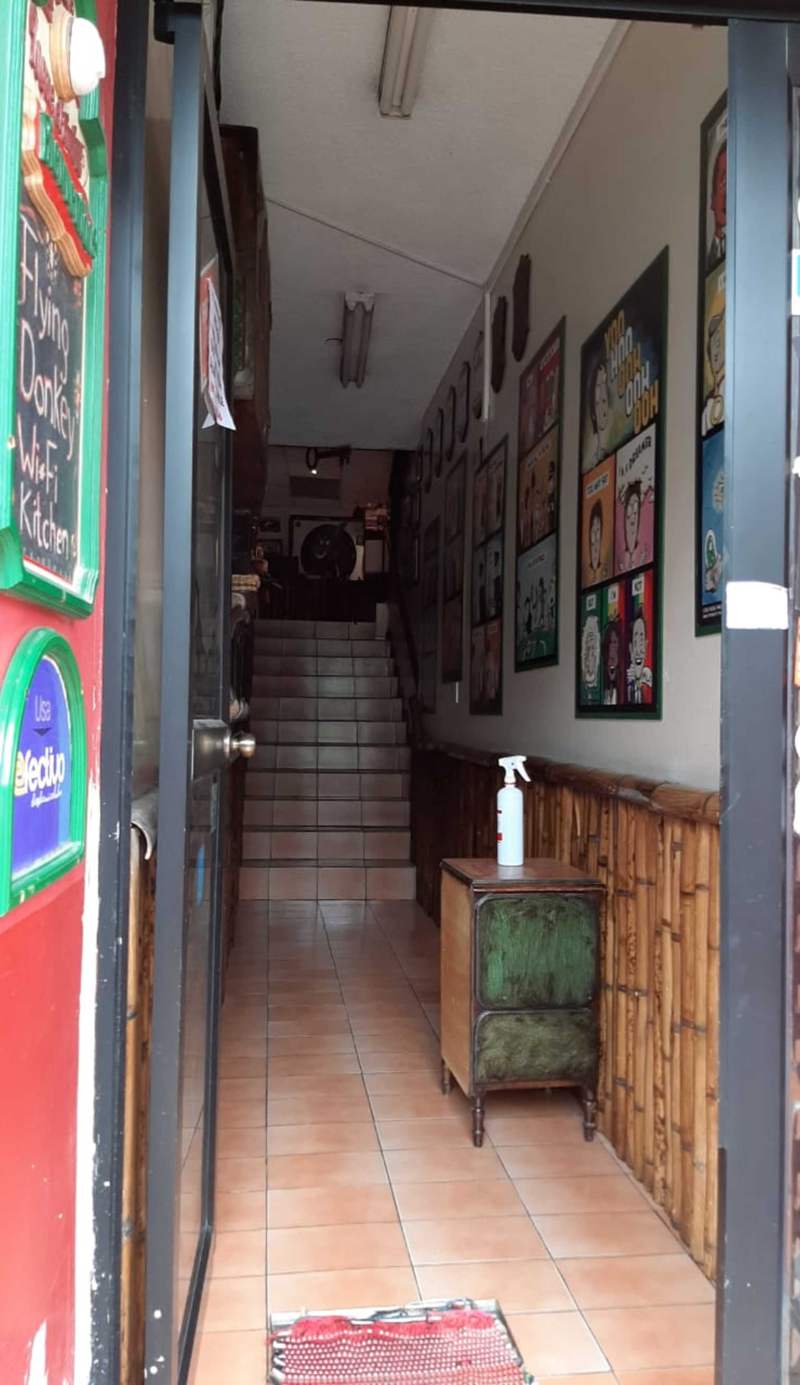 Hostal Flying Donkey