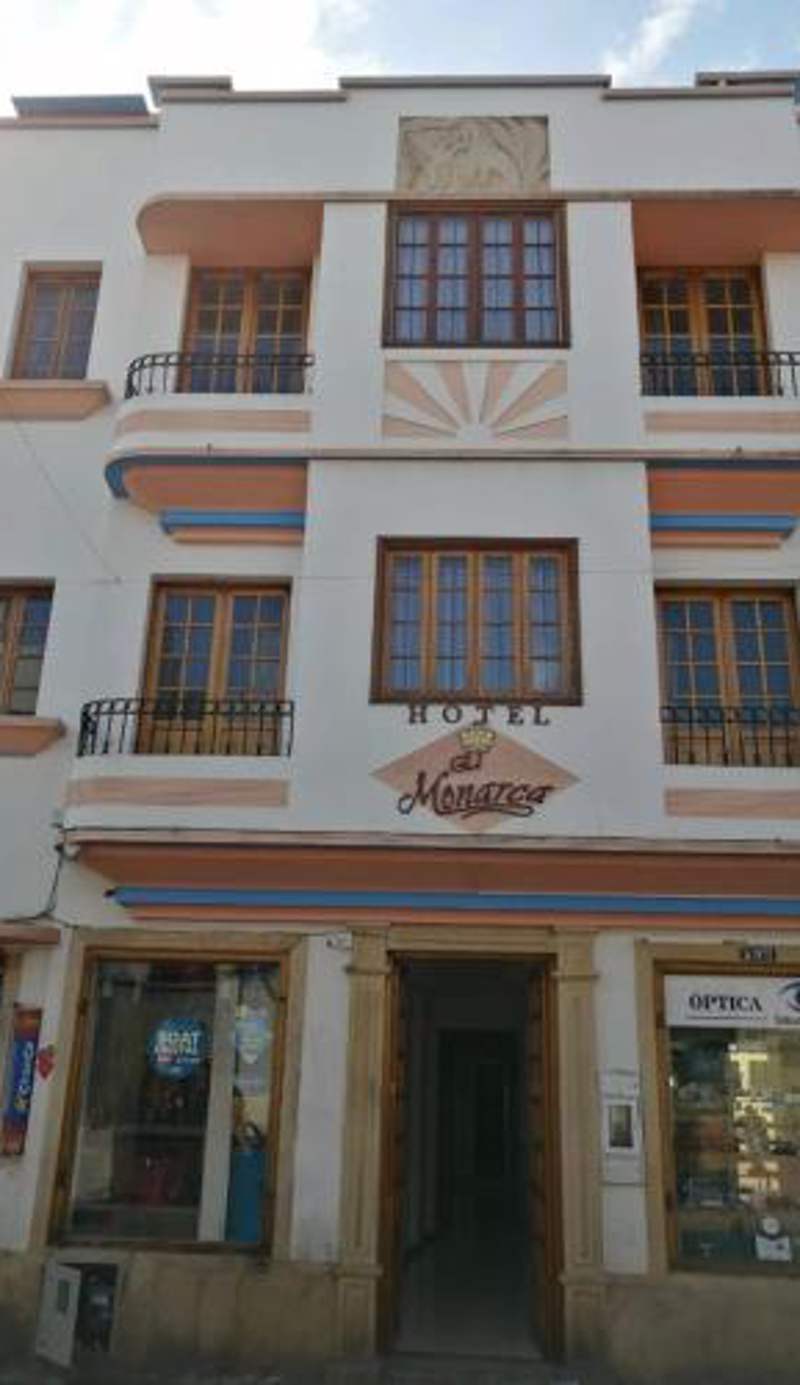 HOTEL El MONARCA