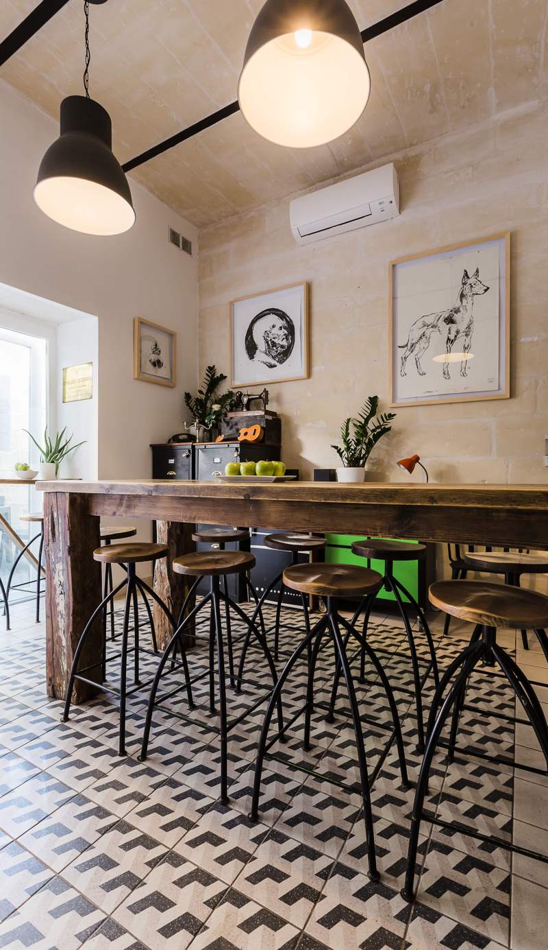 Two Pillows Boutique Hostel