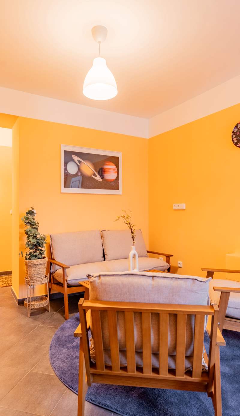 Luna Female Hostel