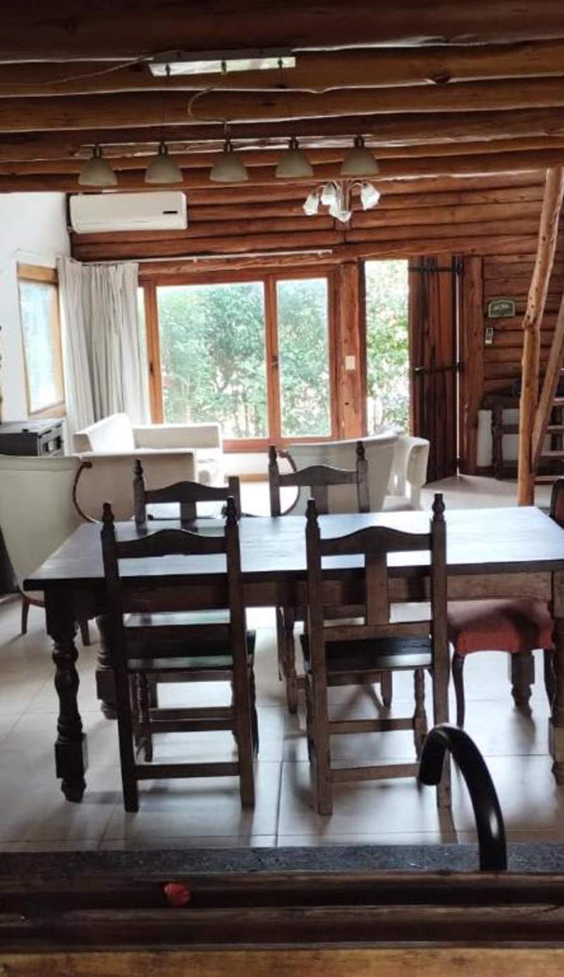 Hostel Llahuen
