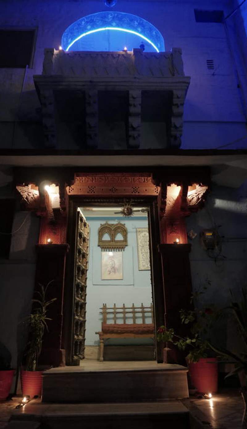 Yogi Guesthouse