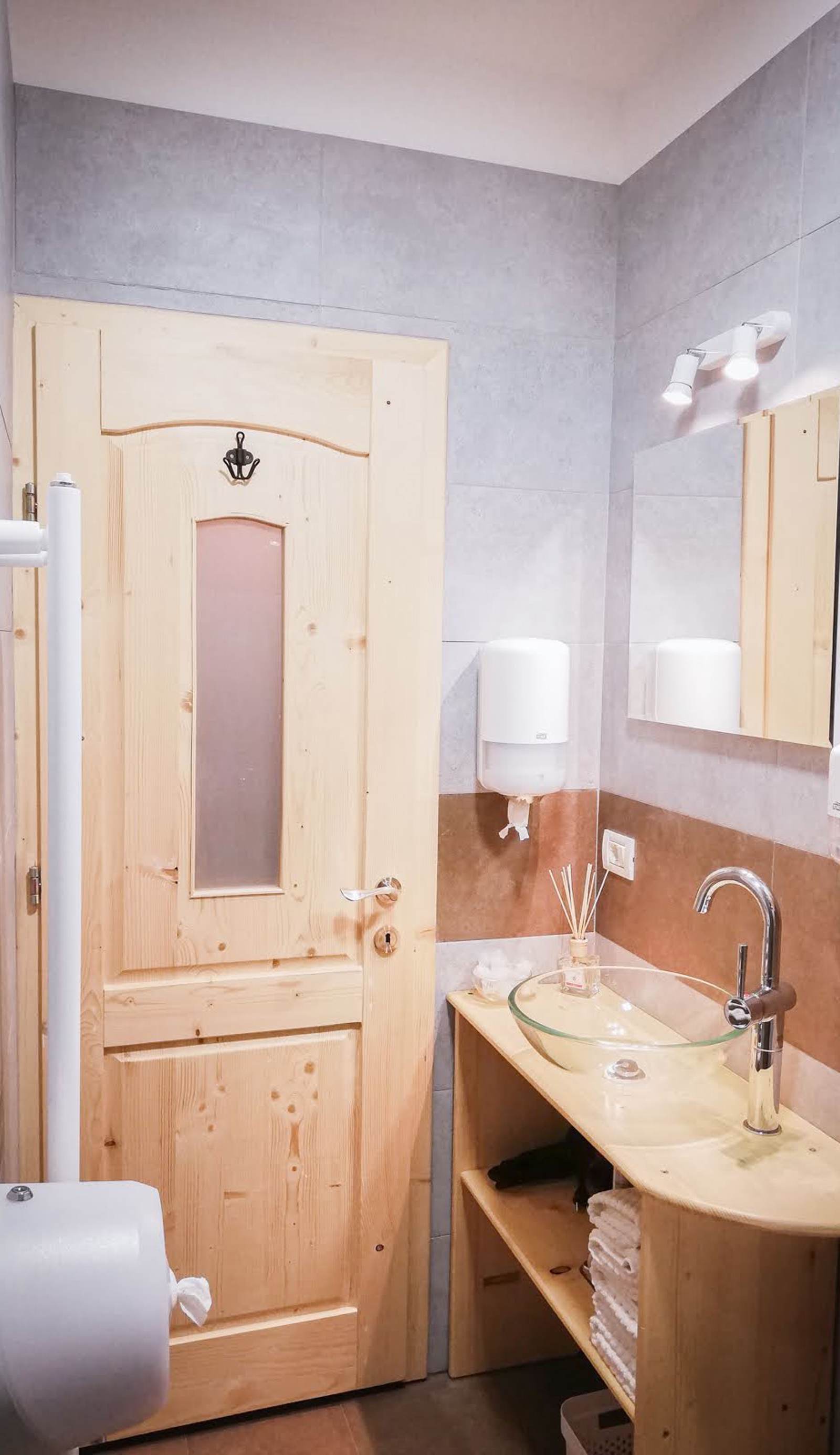 Zozo Hostel