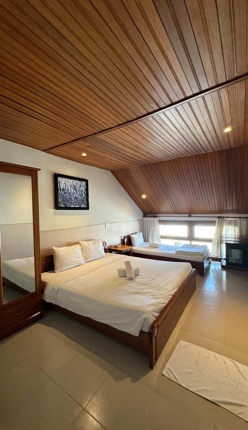 Bed Station Hostel & Pool Bar Hoi An