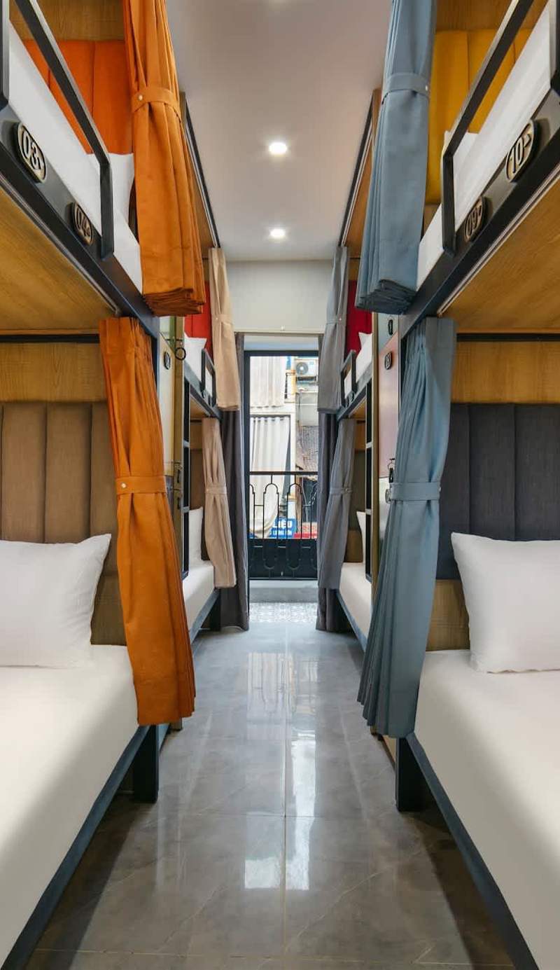 Hanoi Loopers Hostel & Rooftop Bar