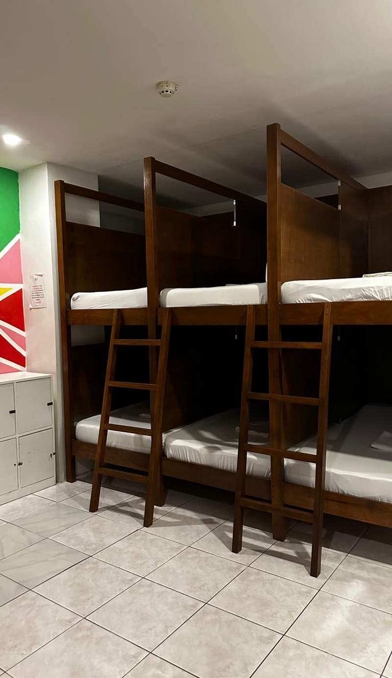 Ola! Hostel Manila