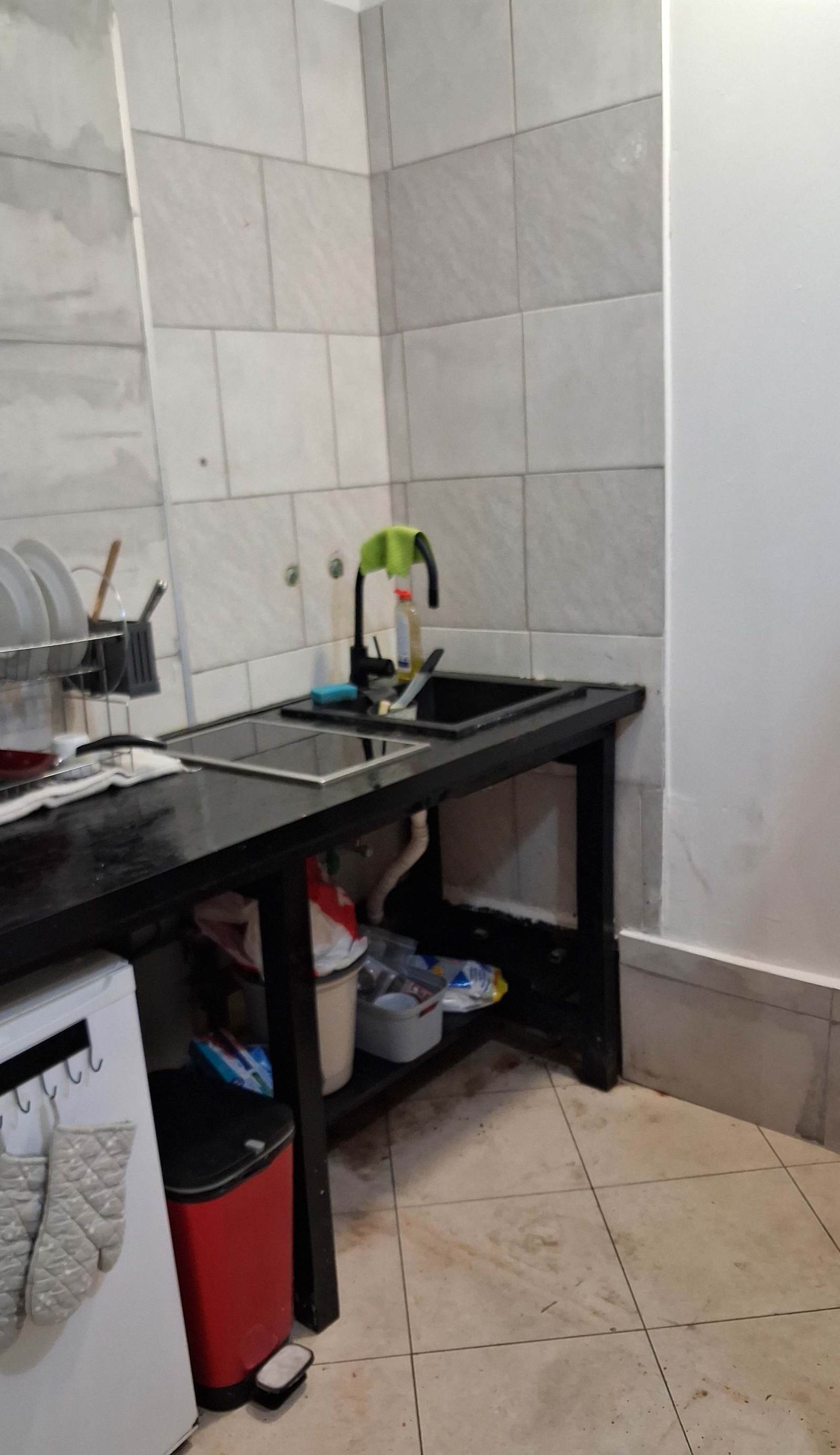 Empire Hostel