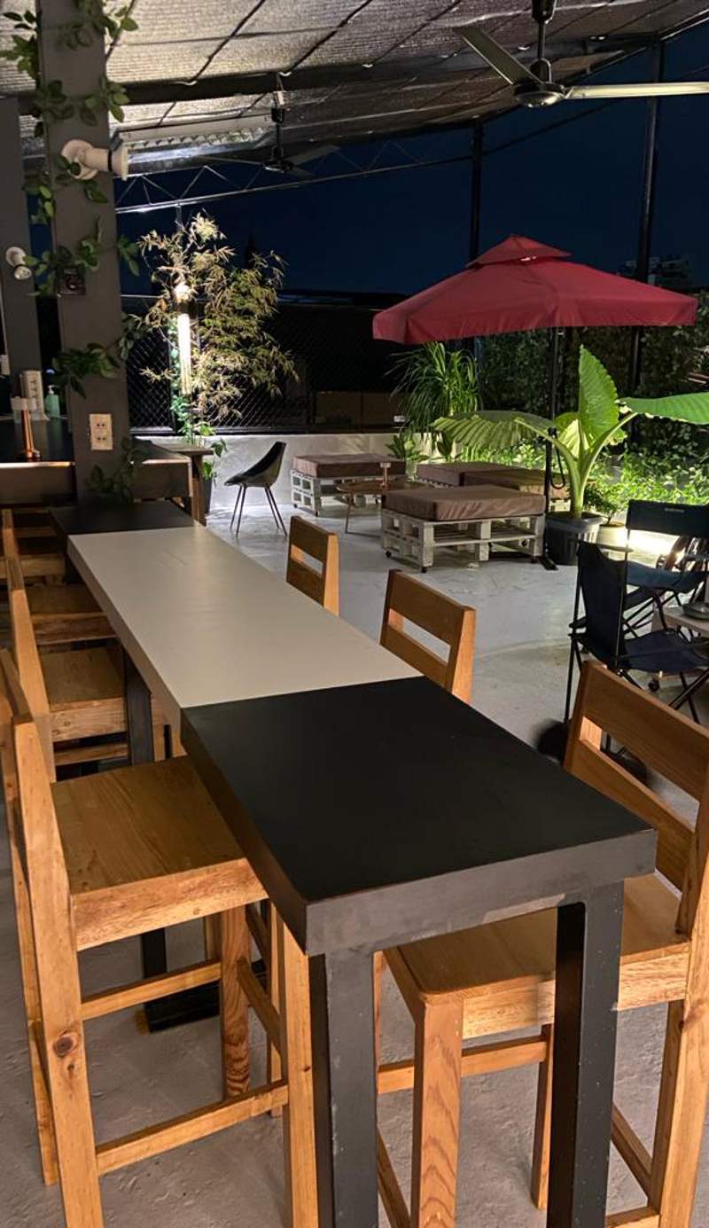 Lime Lite Manila Hostel