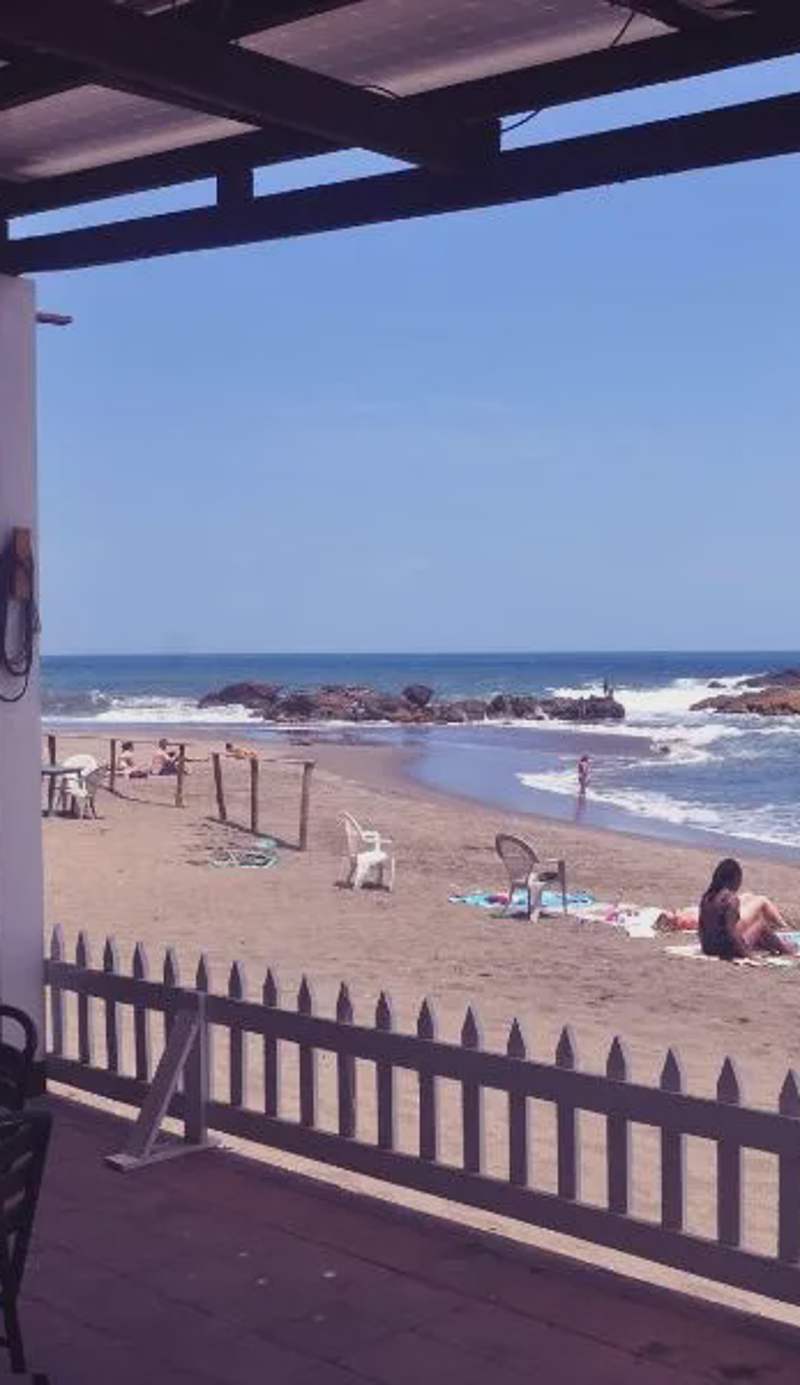 Playa Roca Beach Hotel