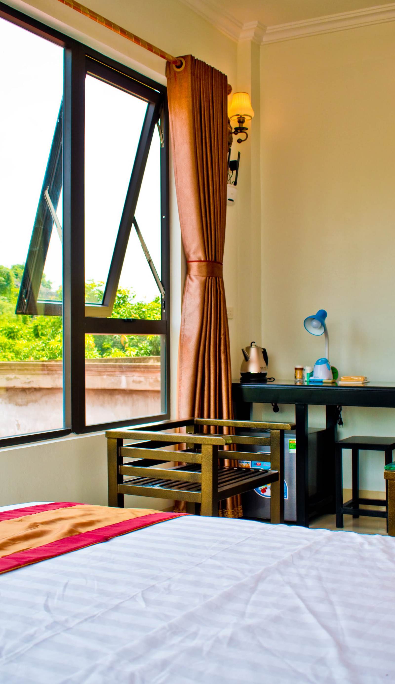 Trang An Mountain View Homestay