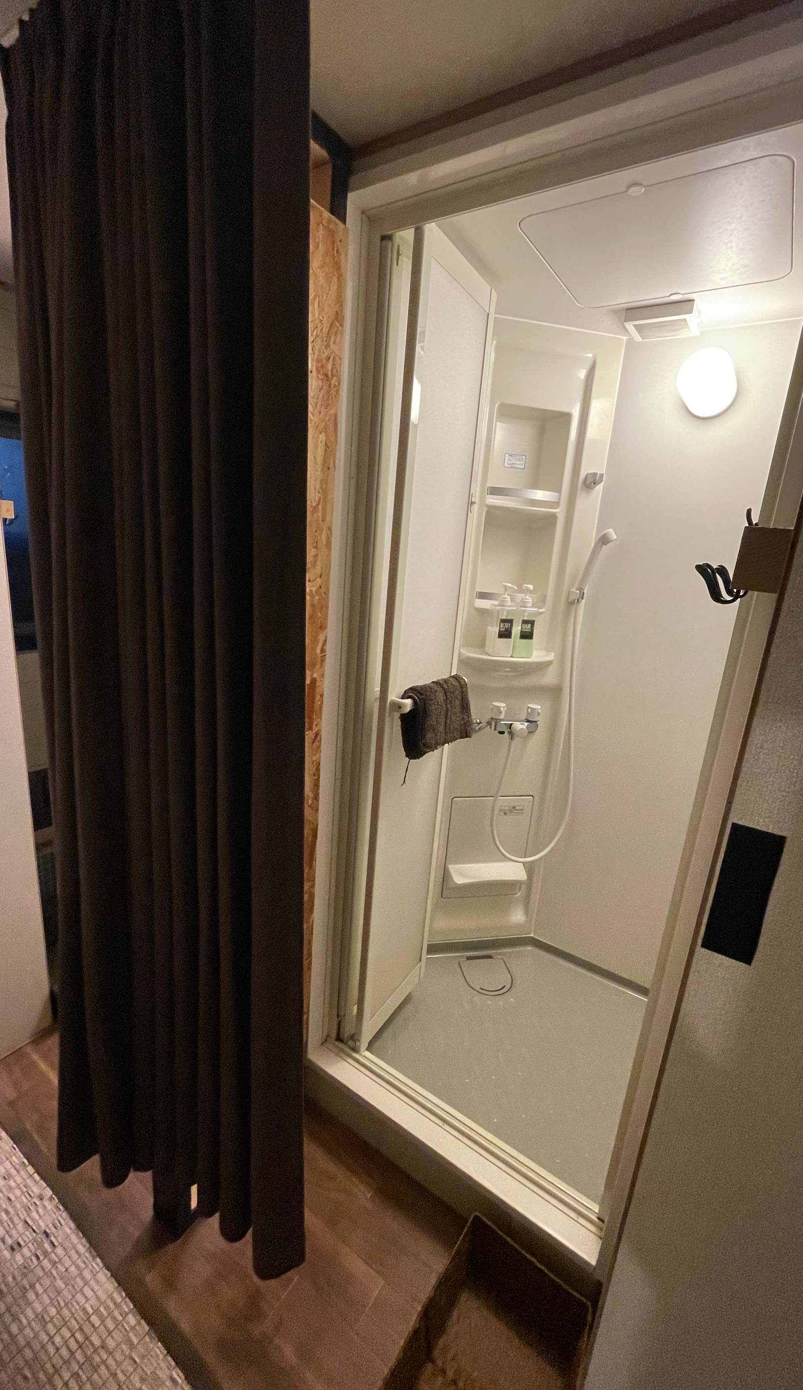 Air Osaka Hostel