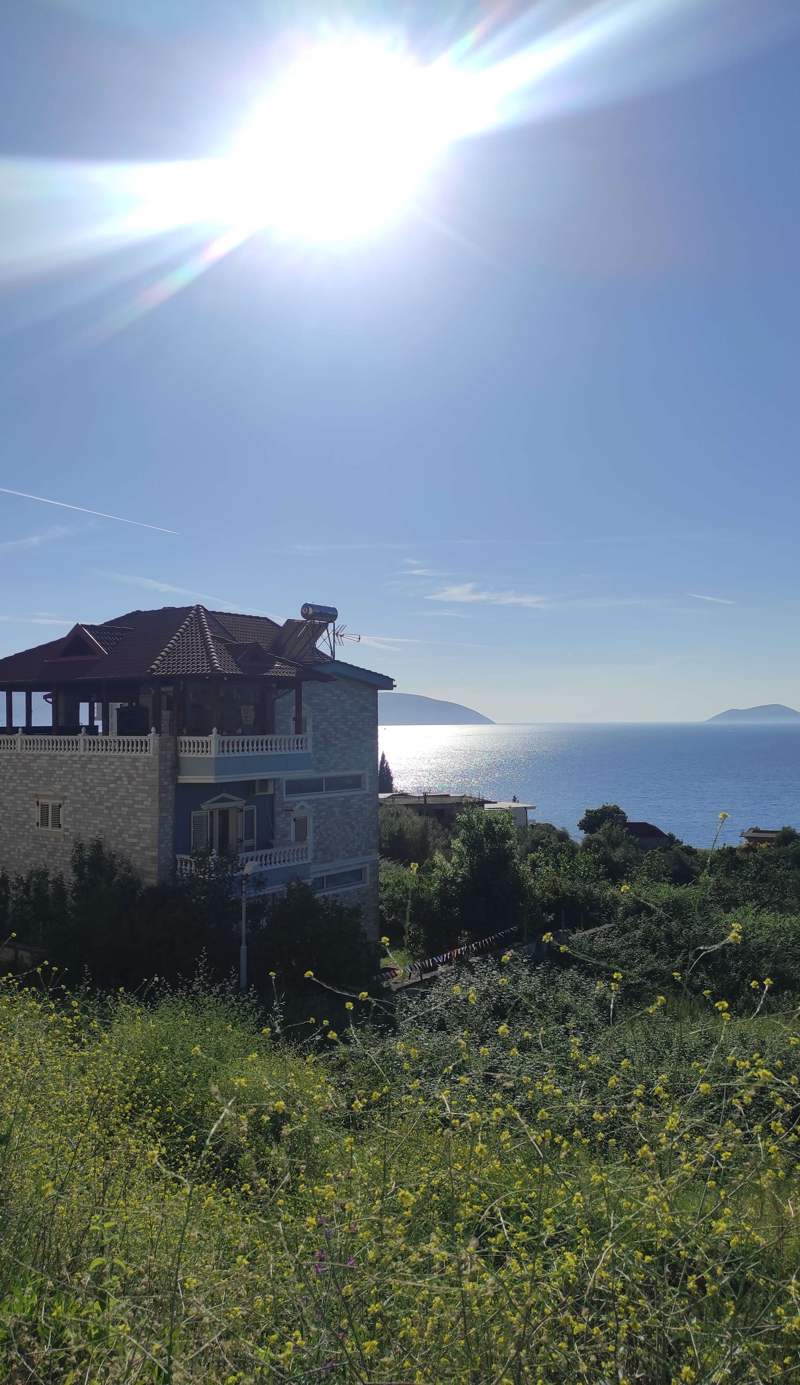 Pinwheel Hostel Vlora & Rooftop Bar
