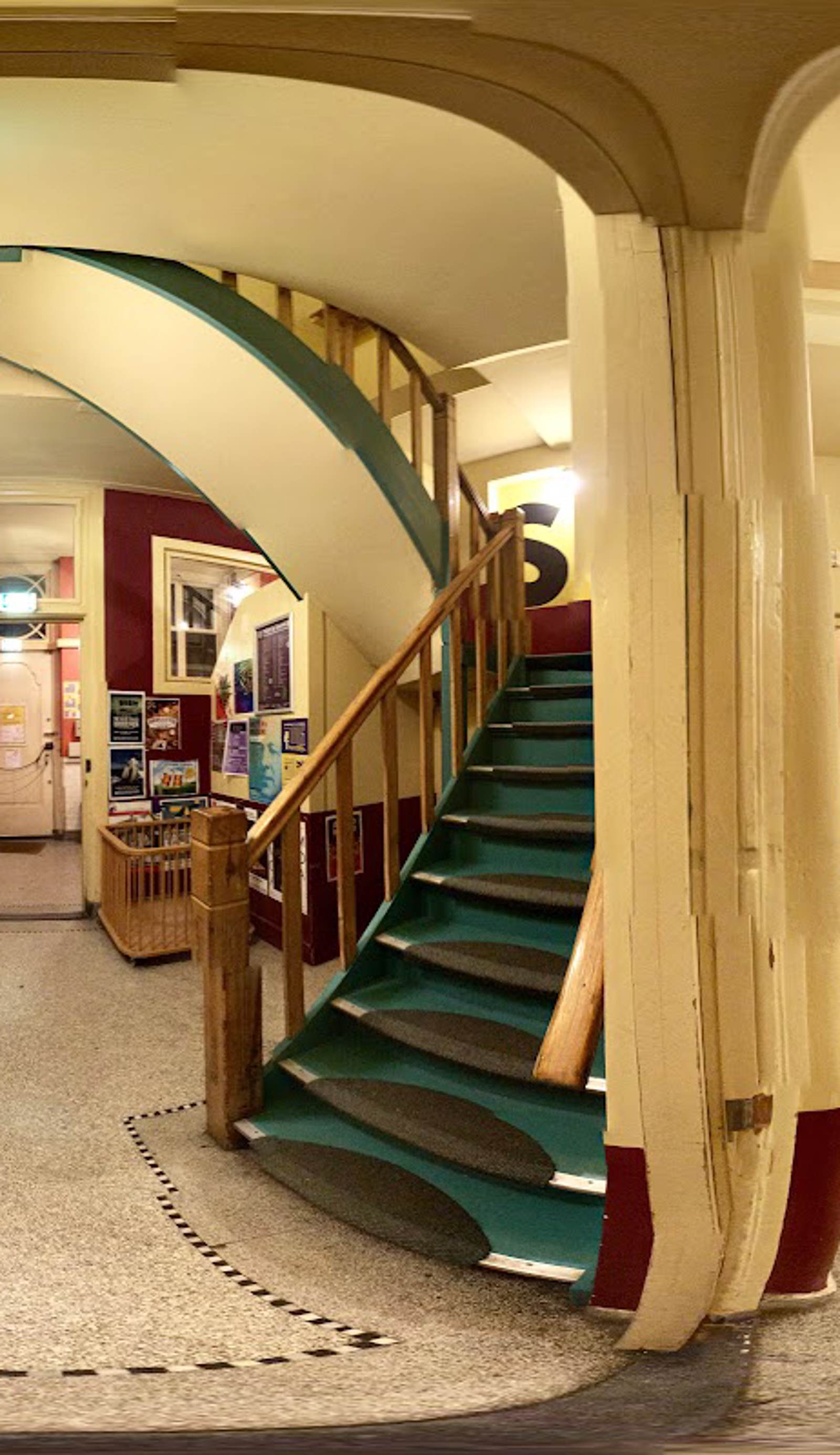 Hostel Strowis