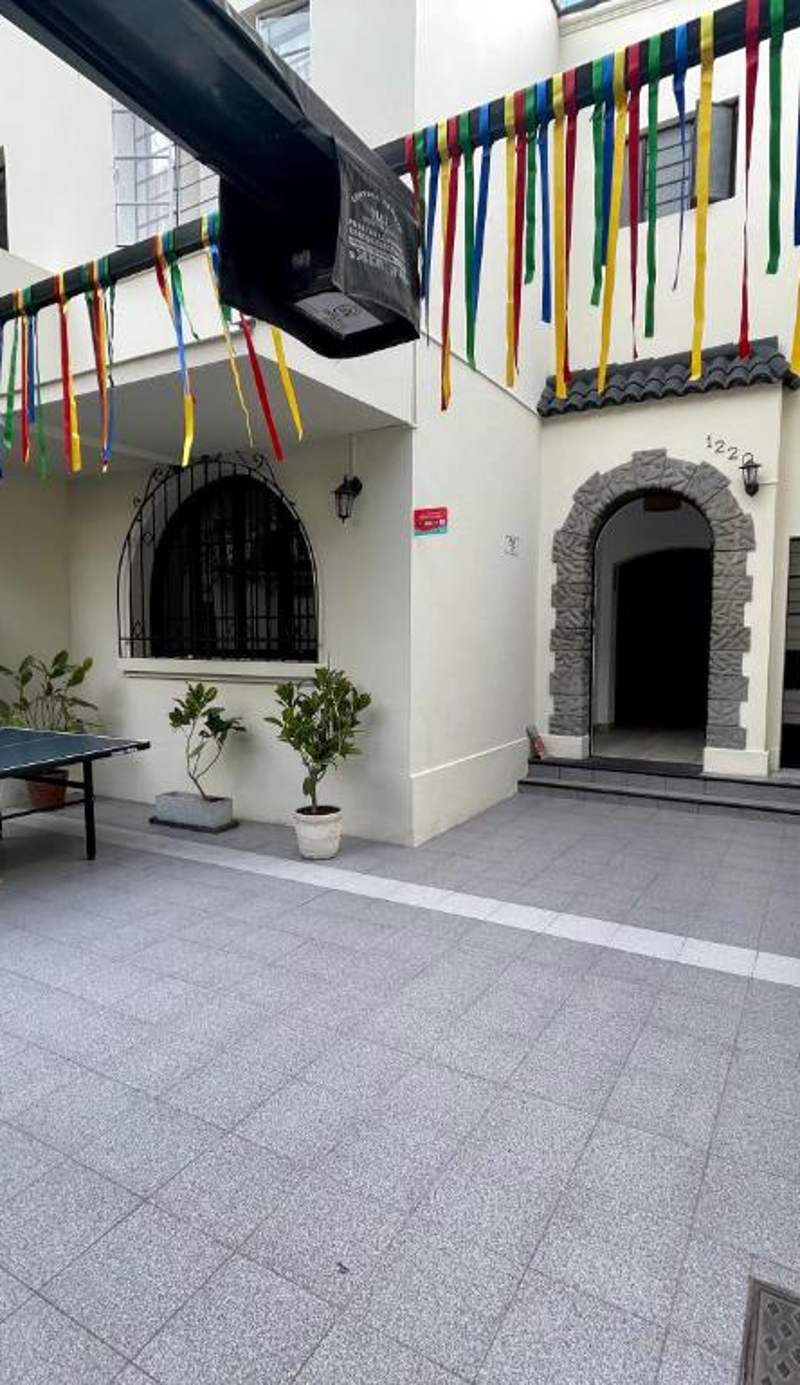 Casaroma Hostels