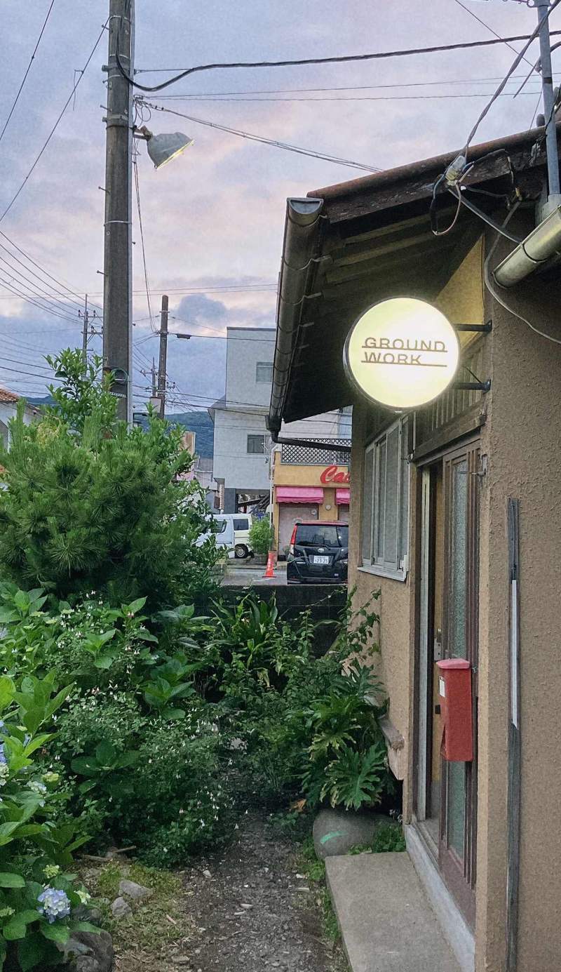 GROUNDWORK Guesthouse & Lounge
