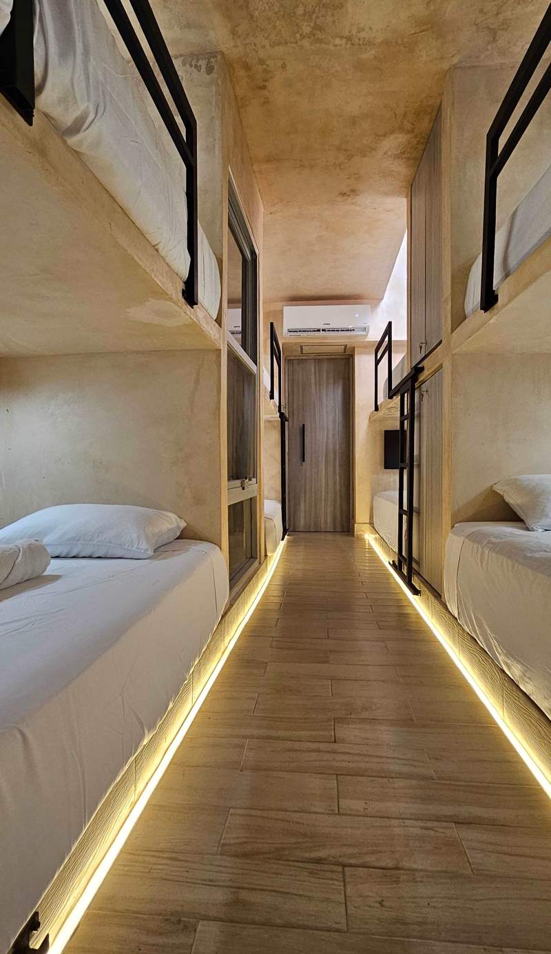 Hostal-498