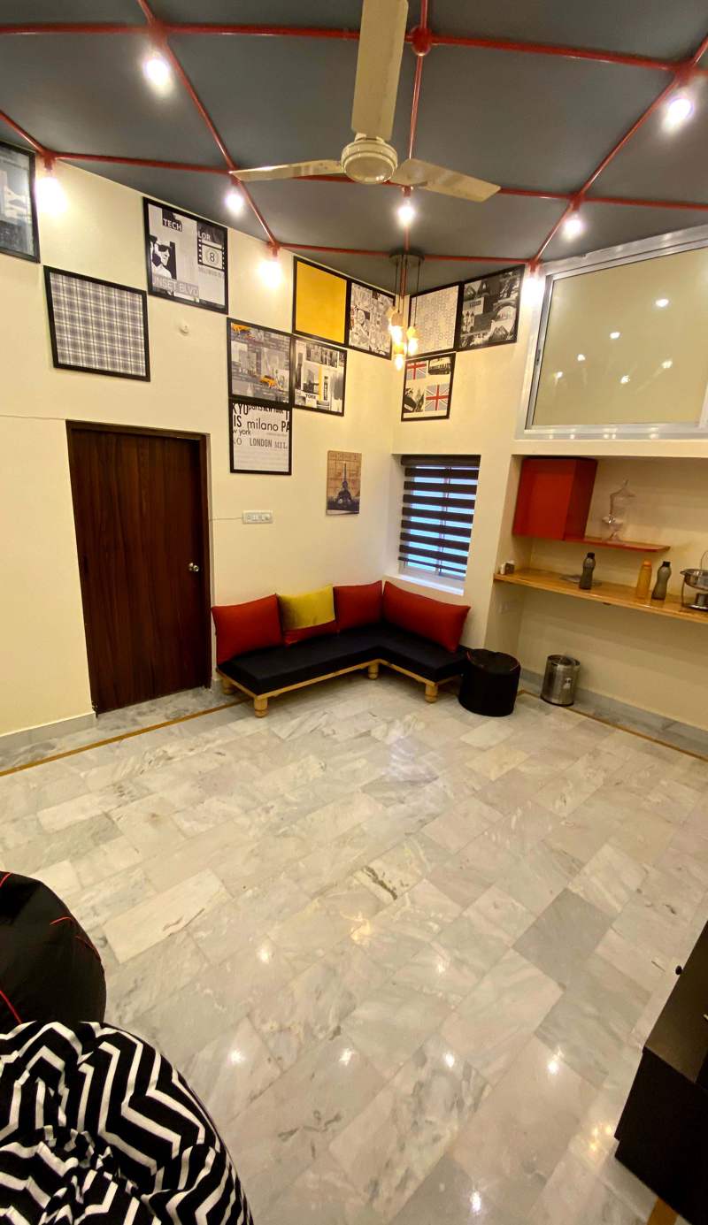 Backpackers Den