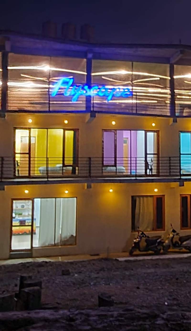 Flyscape Hostel