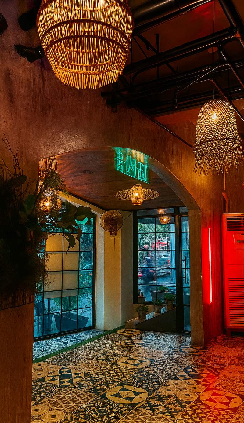 Connector Hostel