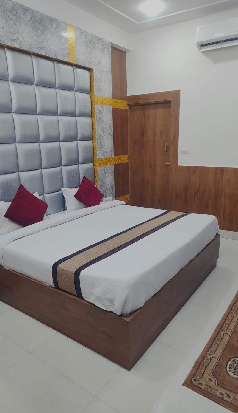 Bedweiser Backpackers Hostel