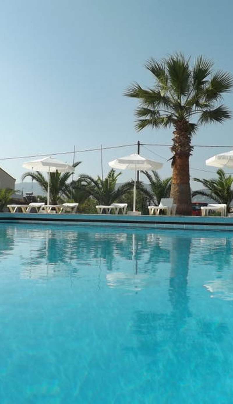 Leonidas Hotel