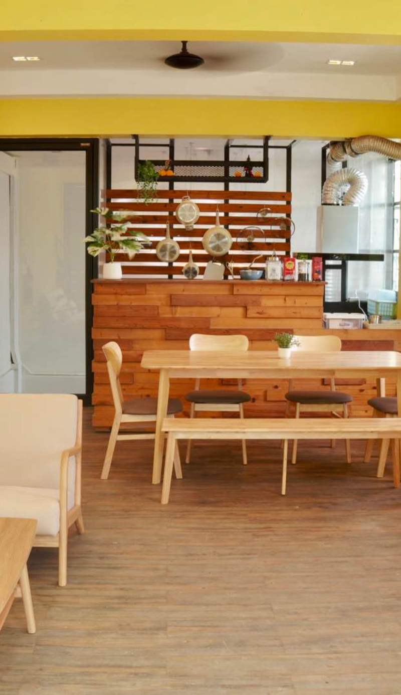 Bed & Beach Hostel Karon