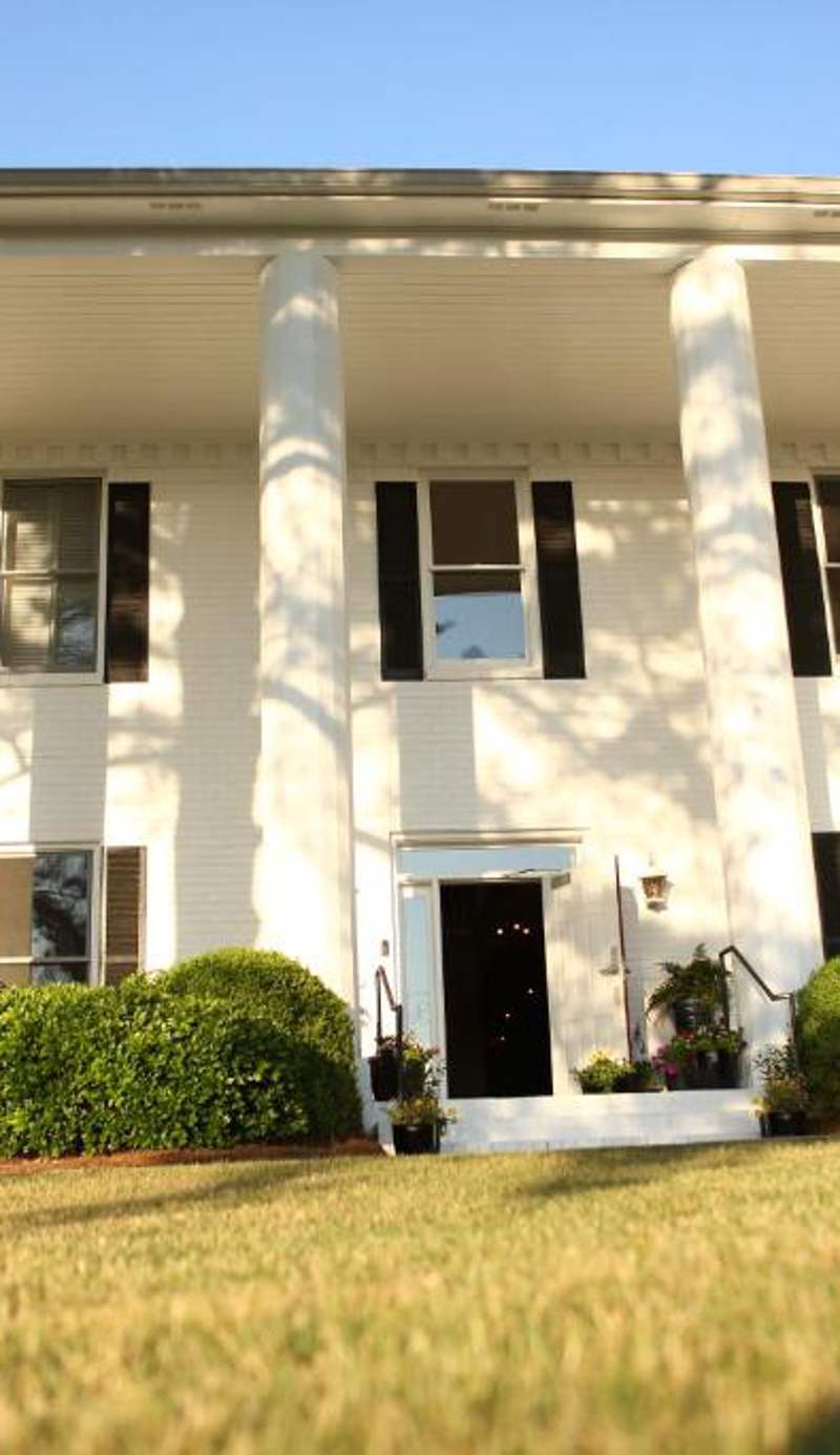 Stone Mountain Manor