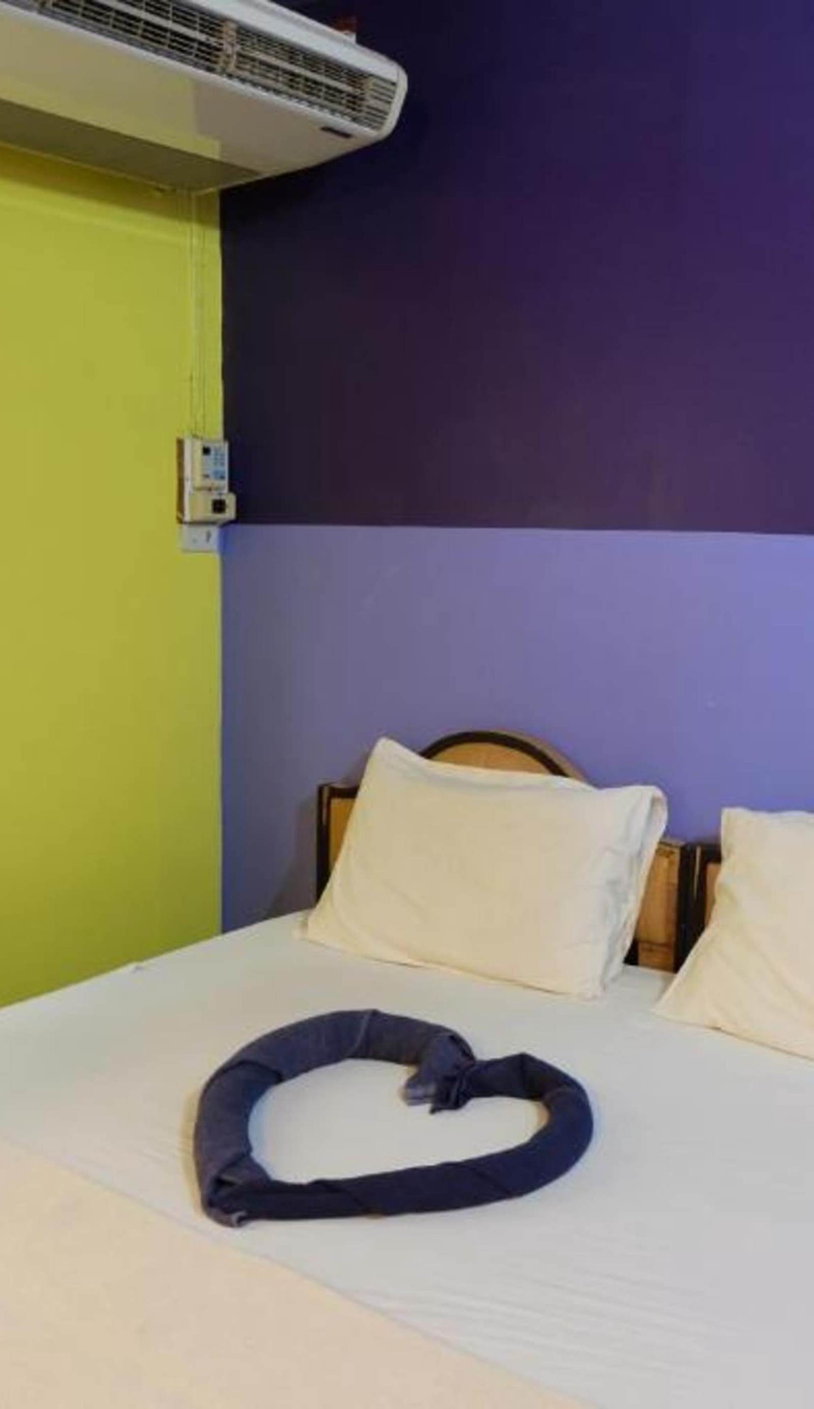 B&B House & Hostel