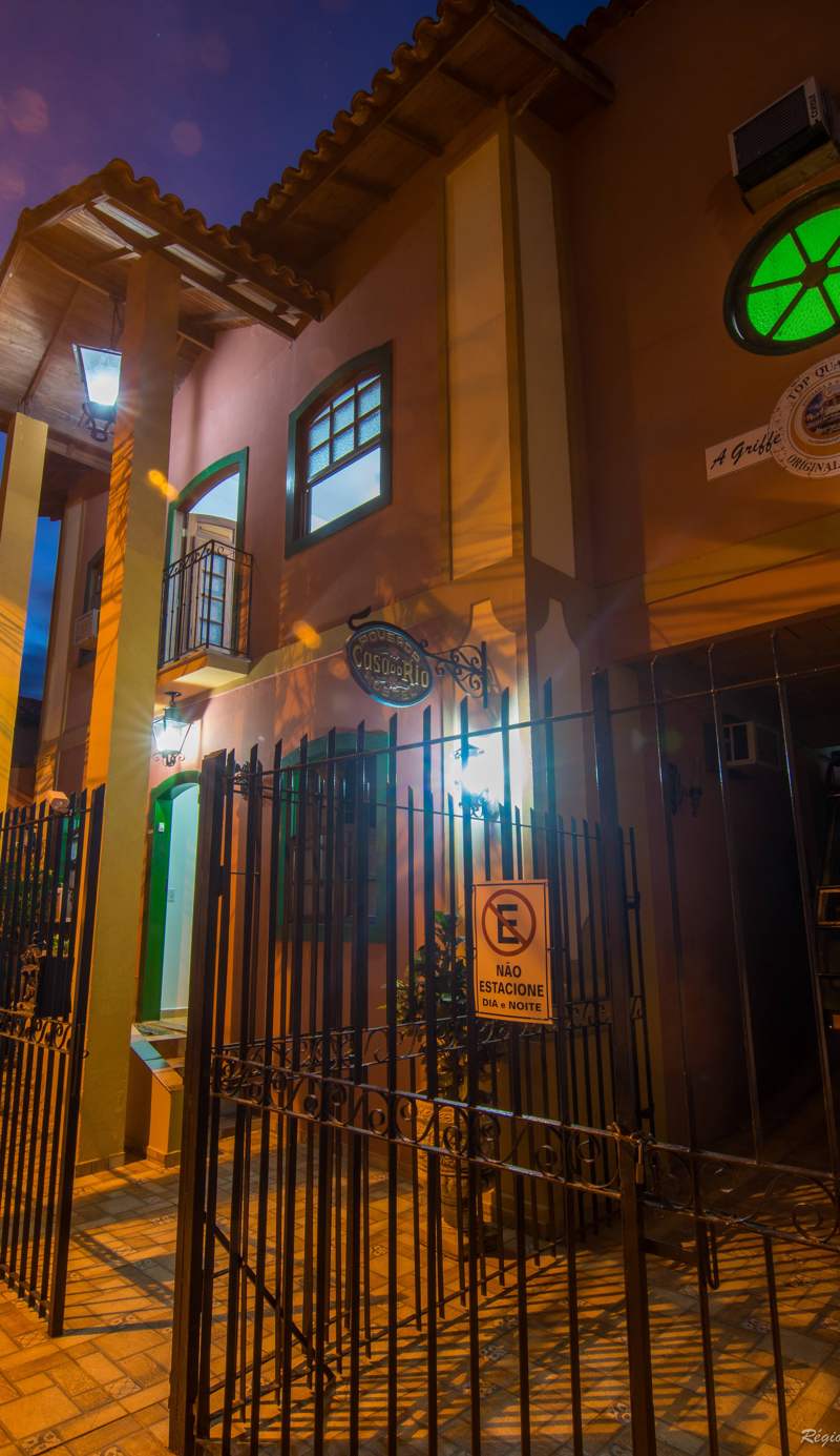 Paraty Hostel - Casa do Rio