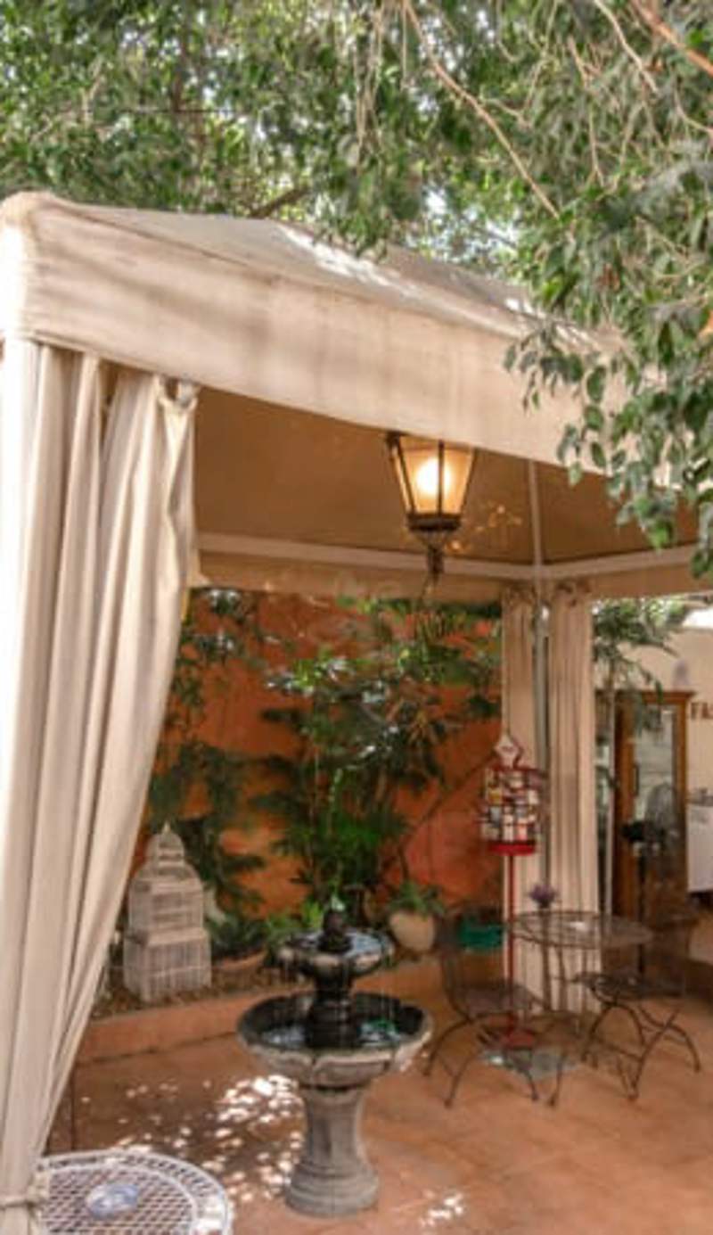 Central Hotel