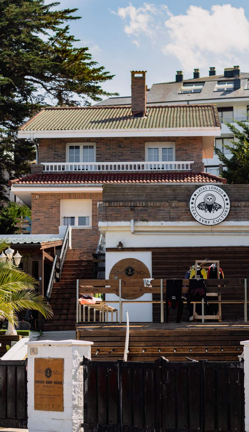 Loredo Surf House