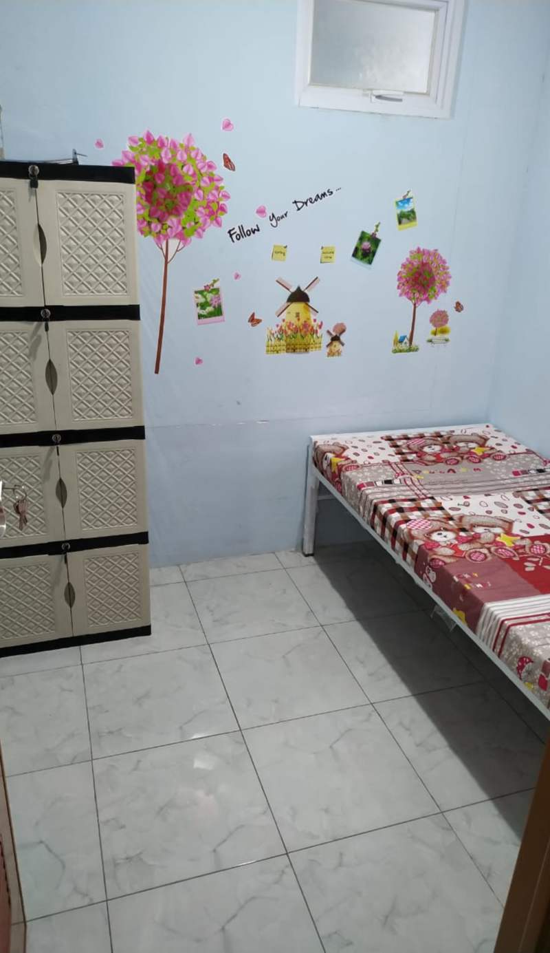 Eiffel Residence Cideng