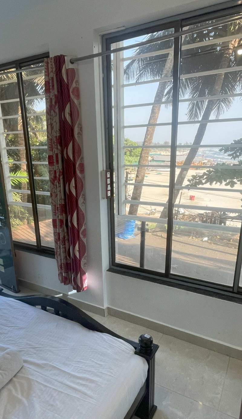 THIS IS IT - Beach Hostel
