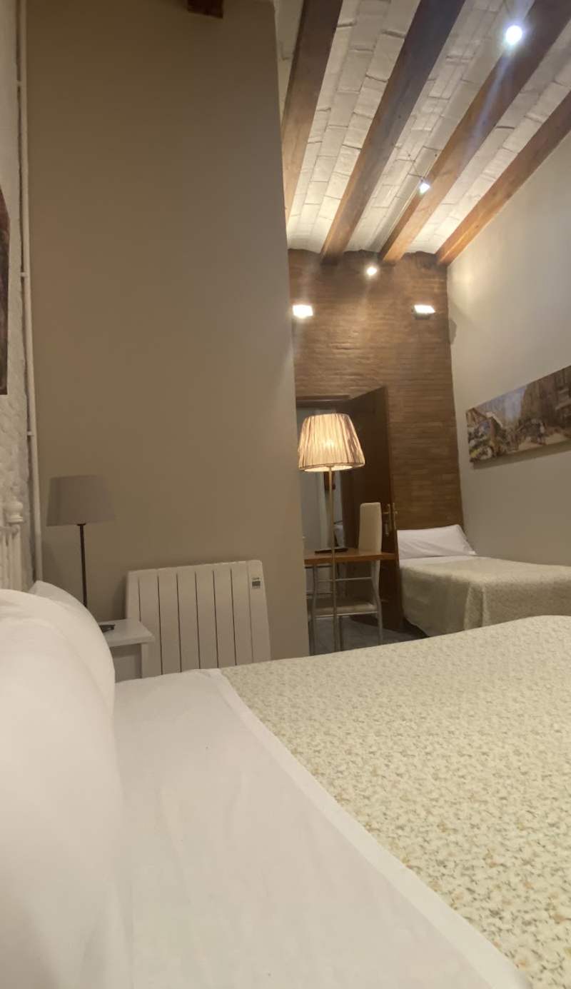 Hostal Orleans