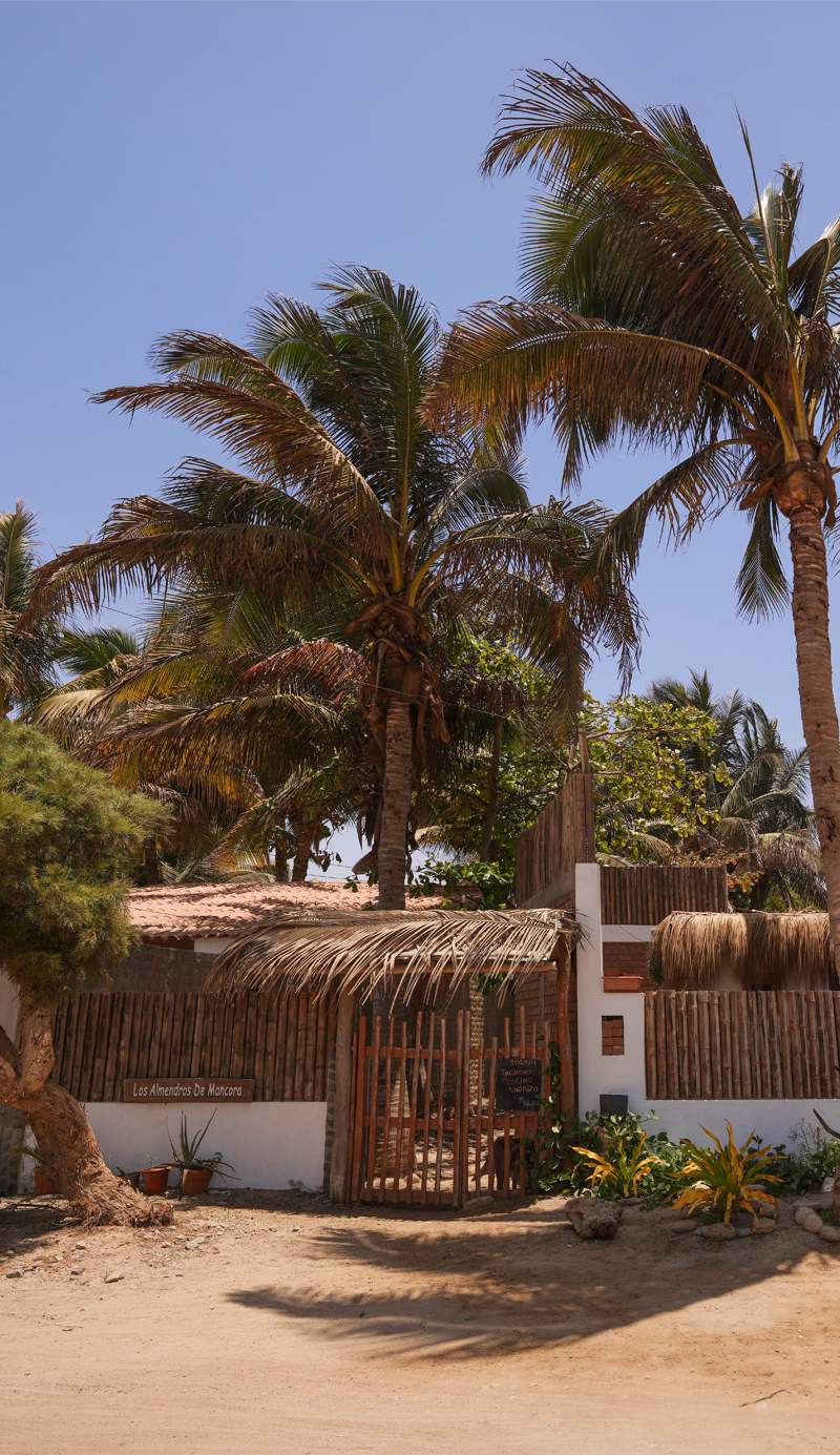 Los Almendros Mancora